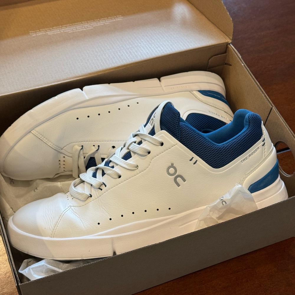 On Cloud The Roger Advantage size 10 Men
